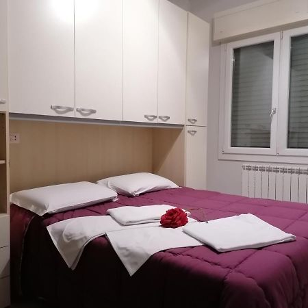 Villa Glori Affitto Camere Monolocali Carpi Exteriér fotografie