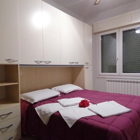 Villa Glori Affitto Camere Monolocali Carpi Exteriér fotografie